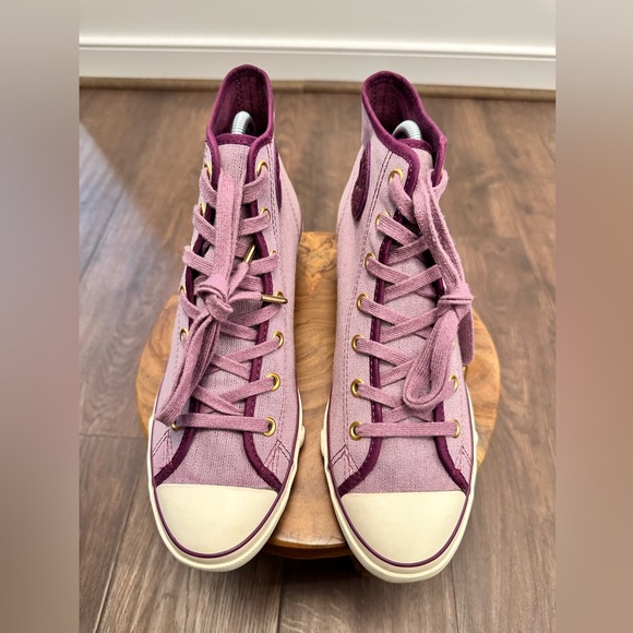 Converse Women’s PLATFORM Canvas NightShade Purple High Top Sneakers, Size: 9 - Picture 3 of 14